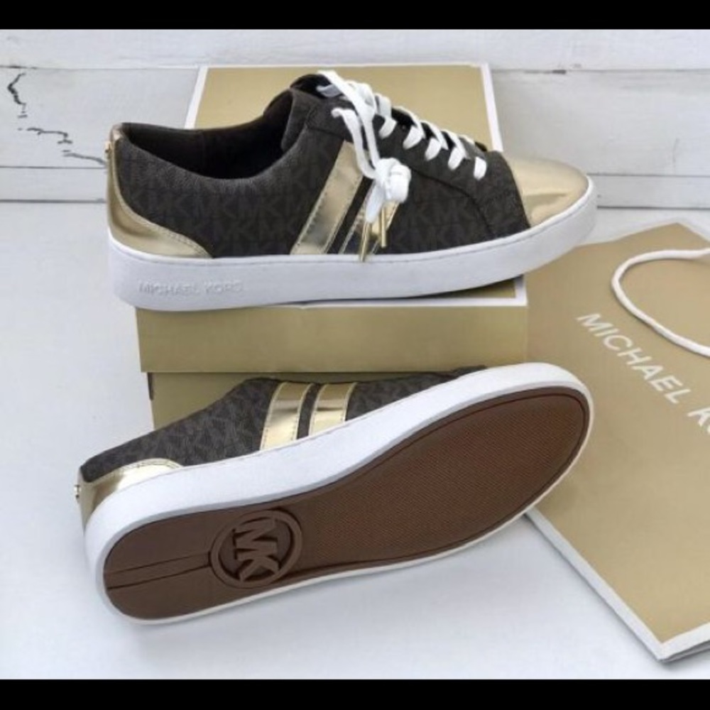 Michael Kors Catelyn Stripe Lace Up Shoes size 7